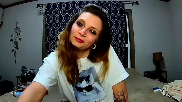 ZeelaXoXo on StripChat 