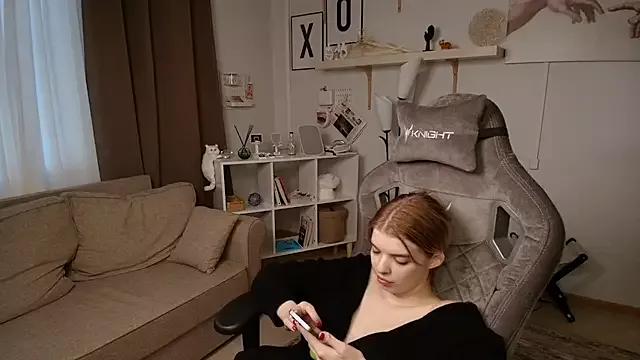ZhenaPrintsa on StripChat 