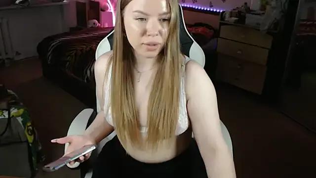 ZlataLune on StripChat 
