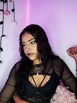 ZoeAnahi on StripChat 