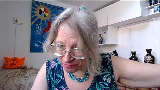 Zosya1111 on StripChat 