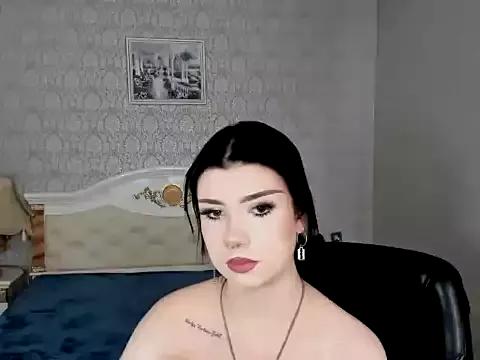 Zzanozza on StripChat 