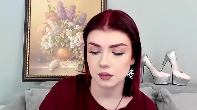 Zzanozza on StripChat 